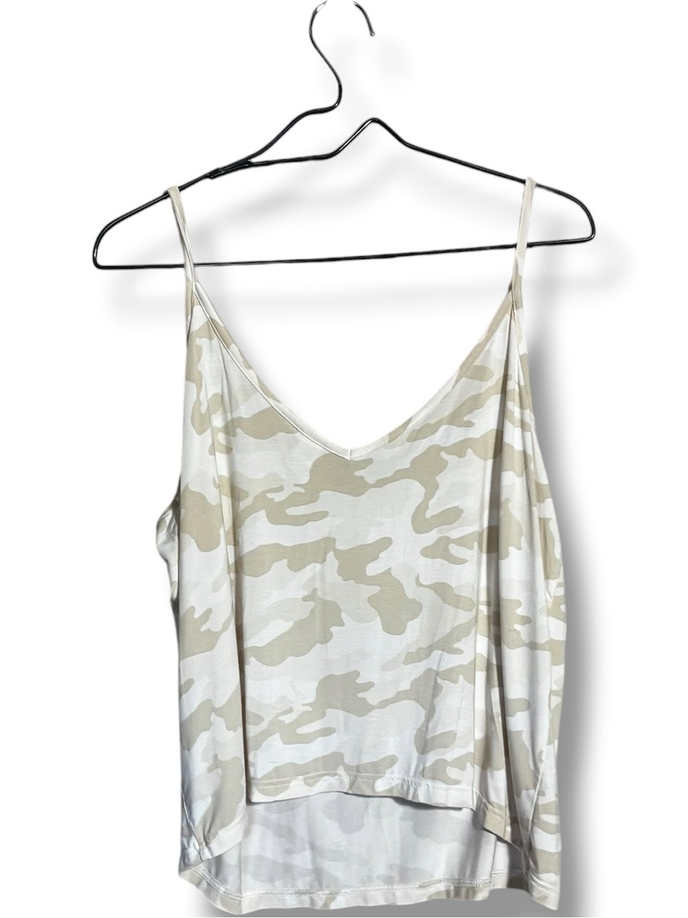 Old Navy White & Light Gray/Beige V Neck Loose Fit Camo Spaghetti Strap Camisole - Picture 16 of 16
